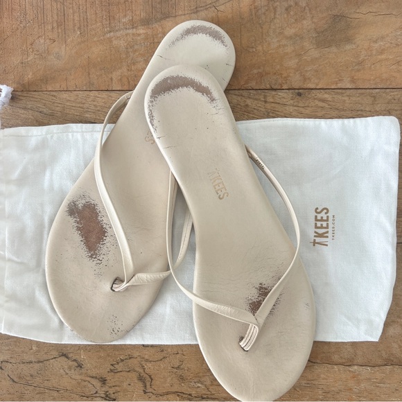 Tkees Lily Nudes Flip Flops - Picture 1 of 5
